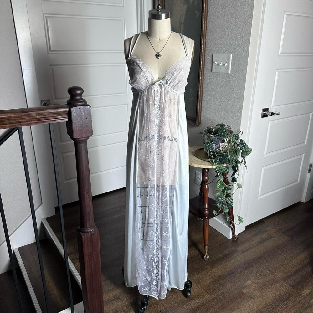 Vintage 70s 80s silver grey Kayser lace night gown slip dress Size L